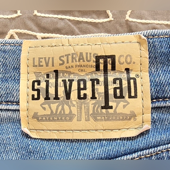 Levi SilverTab Mom Distressed Jeans Size 29 - Picture 5 of 9